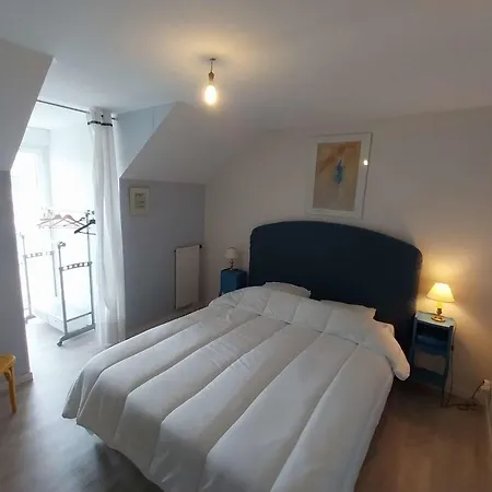Spacious With Balcony Lägenhet Vannes